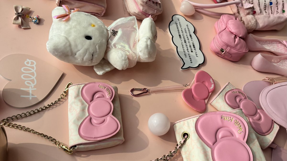 starryoon__'s tweet photo. キティ展ミ >  。o ミ🎀
#ねこの日 https://t.co/SY4PnwLX5H