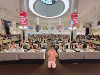 firstonefanclub's tweet image. ฟวอ. ขอขอบคุณทาง @b2sthailand

ที่ให้เกียรติเชิญ  "น้องเฟิร์สวัน "มาร่วมทำกิจกรรมสนุก ๆ กับพี่ ๆ แฟนคลับในวันนี้นะคะ บรรยากาศในงานสนุกมาก ๆ🙇🏻‍♀️🩷

B2S Craft Your Charm With FirstOne
#B2SxFirstOne

และขอขอบคุณพี่ ๆ