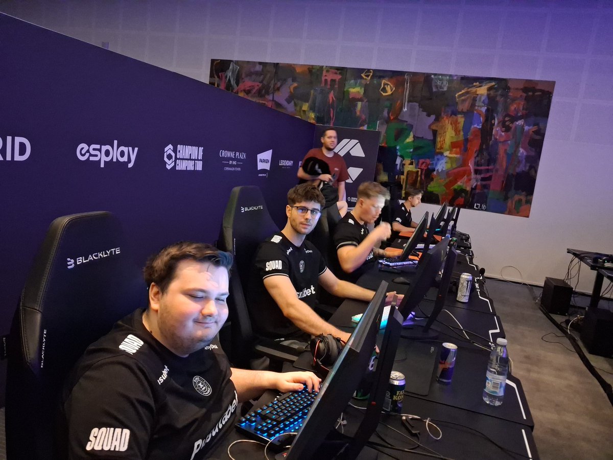 9INE BERRY tweet media