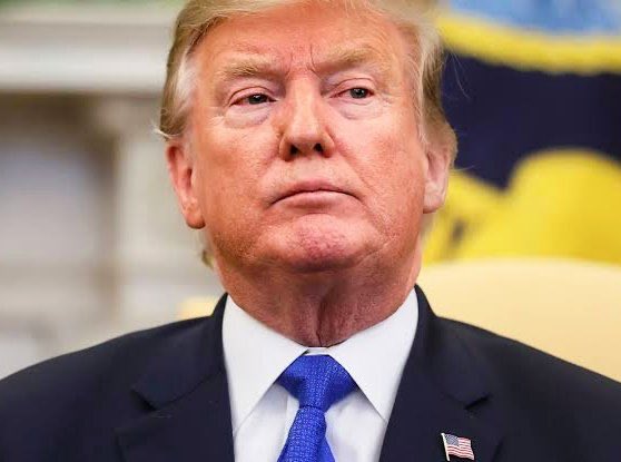 🚨🇺🇸

Trump's tariff rage after SCOTUS rejection?
From 10% to 15% overnight - this isn't strategy, it's spite. Global trade gets wrecked while he plays emperor. Allies beware: America's back, but unhinged. Sparks flying? Count on it.