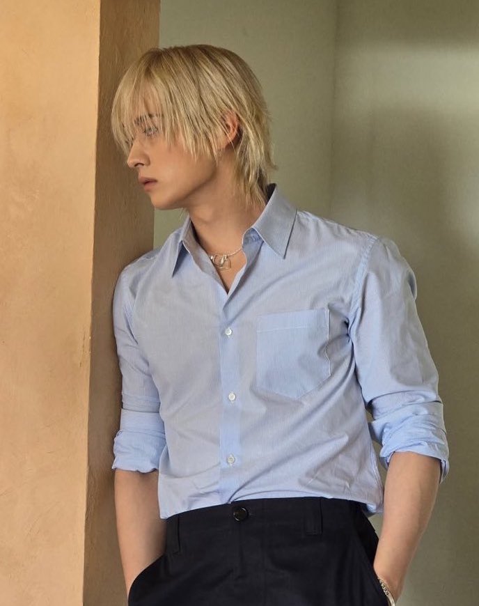 [TRENDING PARTY]

 Let’s show our excitement for #LeeKnow’s Milan Fashion Week debut with Gucci with trending these tags! make sure to share unique posts using the tags below !

goal: 500 RTs 1K replies 

LEE KNOW HUMAN GUCCI
#LeeKnowXGucciMFW
#GucciFW26