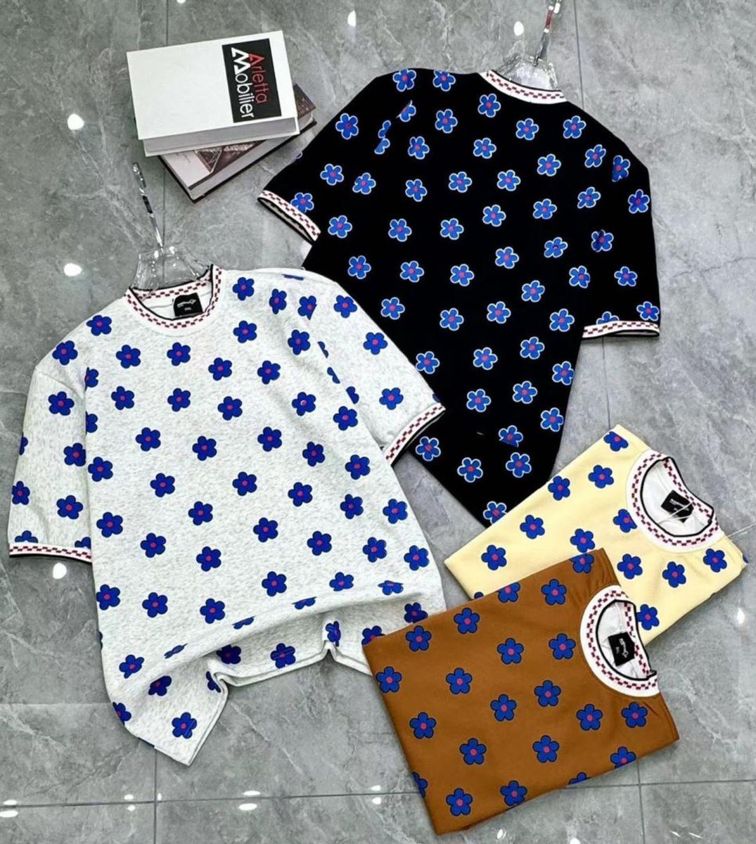 iamlarry001's tweet photo. Fresh patterns, clean drip β¨
Premium quality tops now available in multiple colors & designs.
π° Price: GHC 130 each
π Limited stock available
DM to order
π₯ AGES Collection π₯
#AGESCollection #GhanaFashion #DripCheck #AffordableStyle https://t.co/XaGeEnLaPq