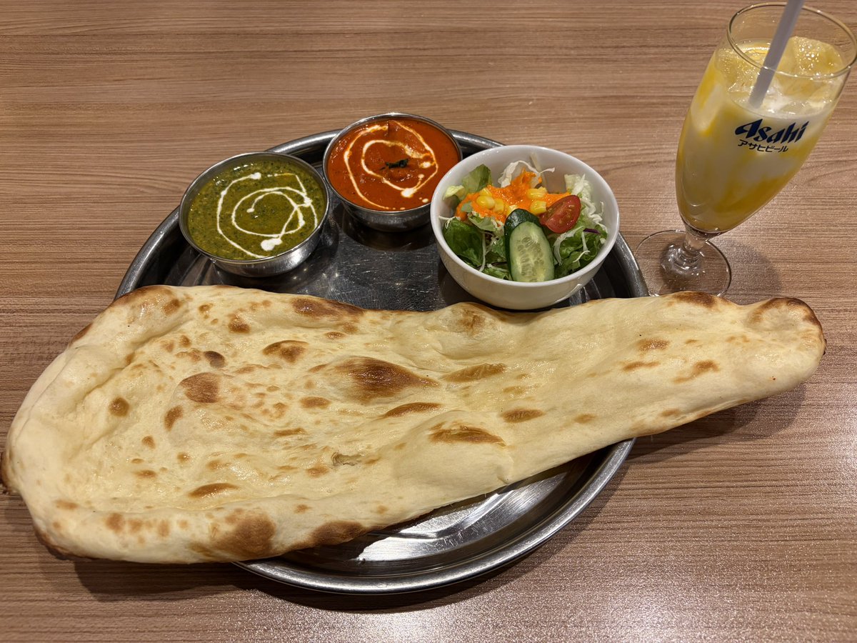 mssh_positive's tweet photo. 夜ご飯はインドカレー屋に。
途中から汗が止まらなかった😂
お腹が空きすぎて、ナンを追加注文。
美味しくいただきました🙏 https://t.co/dbbsSYl30f