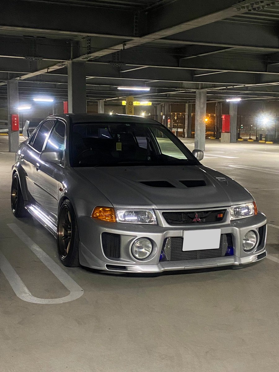 よしのー Evolution V tweet media