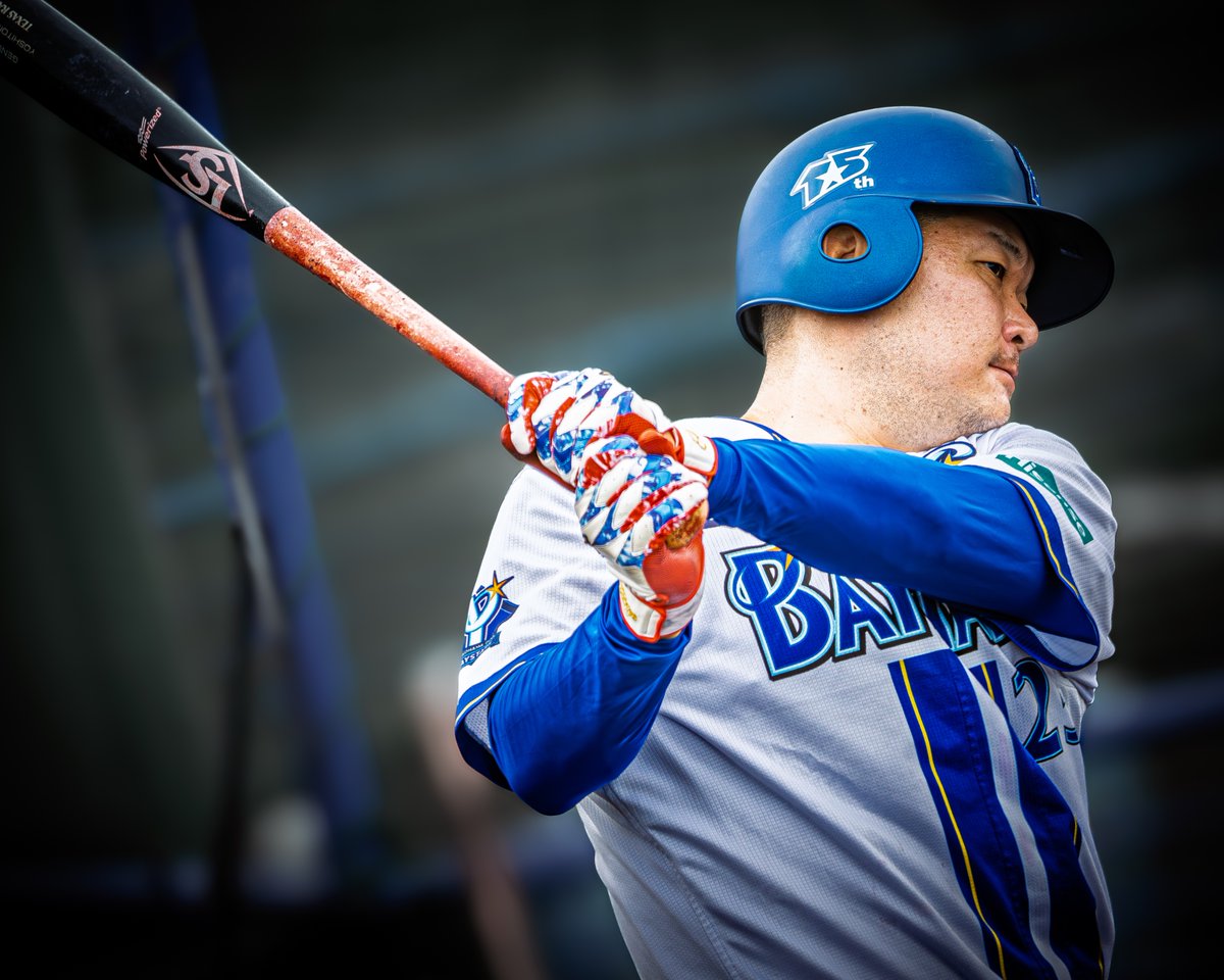 ⋆┈┈┈┈┈┈┈┈┈┈┈⋆ キャプテンのひと振りで