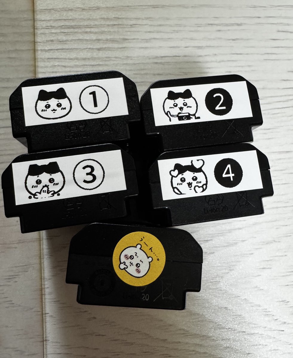 わーい。ネームランド買いました〜 バッテリーにナンバリングしました！