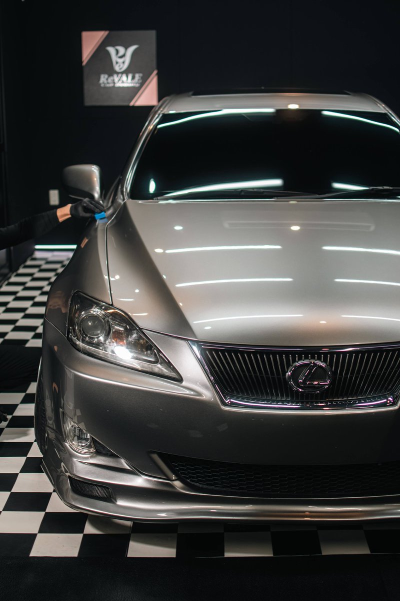 今年もWekfestが近づいてきました。
過去に出場された車両も何台か磨きとコーティングを担当させていただきましたが、
今年出場予定のお車もすでにご予約いただいています。

展示前のボディメンテナンスもお気軽にご相談ください。
#wekfest
#wekfest2026
#ReVALE #DiviD