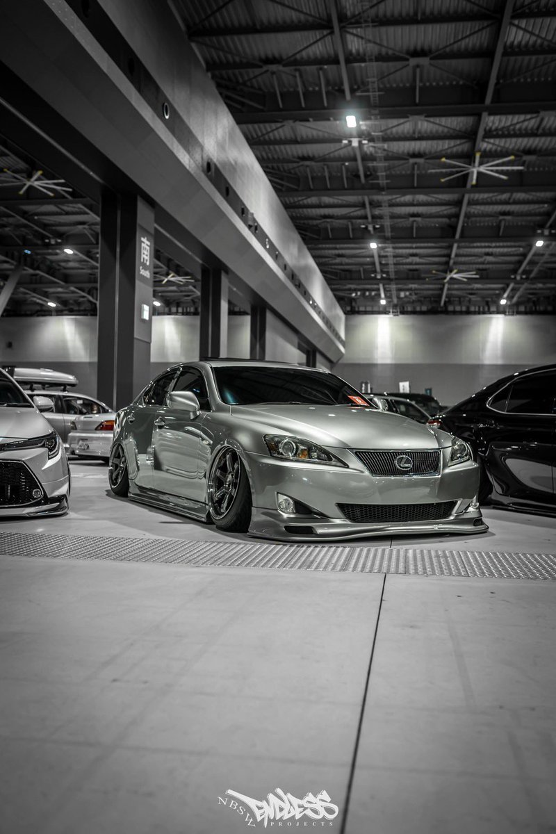 DiviD_jp's tweet image. 今年もWekfestが近づいてきました。
過去に出場された車両も何台か磨きとコーティングを担当させていただきましたが、
今年出場予定のお車もすでにご予約いただいています。

展示前のボディメンテナンスもお気軽にご相談ください。
#wekfest
#wekfest2026
#ReVALE #DiviD