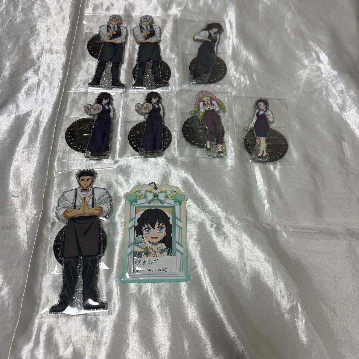 【交換・譲渡】鬼滅の刃 ufotable MOCKTAIL BAR GINZA 両面ランダムアクリルスタンド

譲:☆義勇,☆天元,しのぶ,小芭内,蜜璃,行冥
求:定価+送料or同種 無一郎

☆は無一郎との交換のみ
郵送交換希望

お気軽にお声掛けください🙇🏻‍♀️