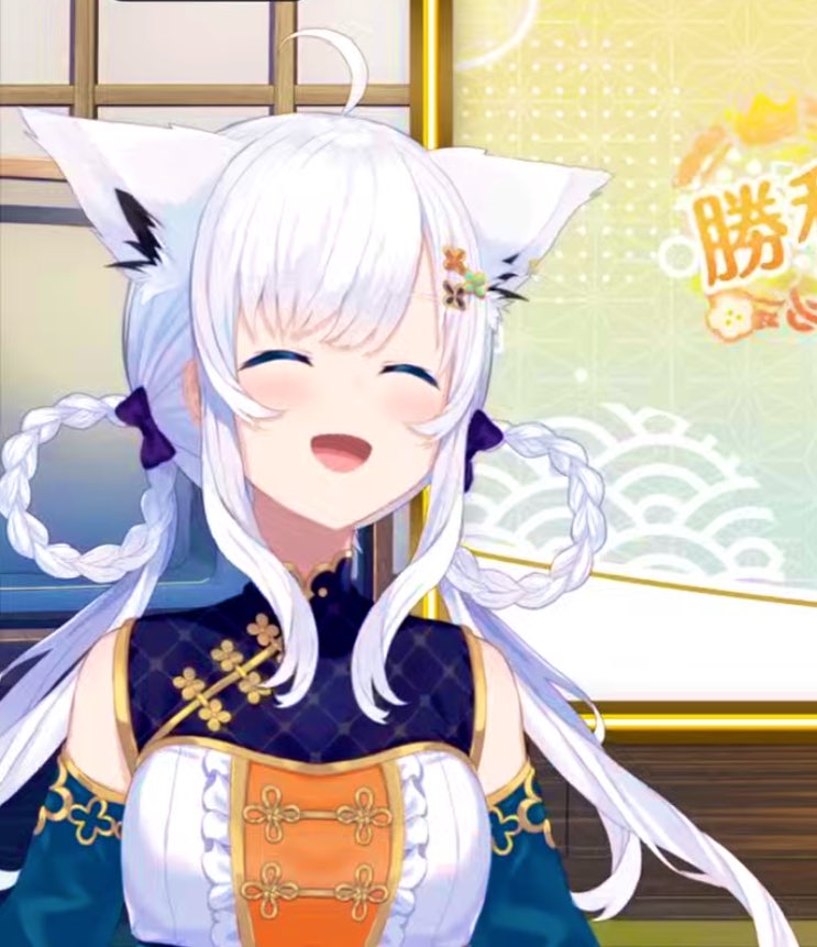 自認ねこになるフブちゃんより 満面の笑みのフブちゃんが可愛い( *´艸`)