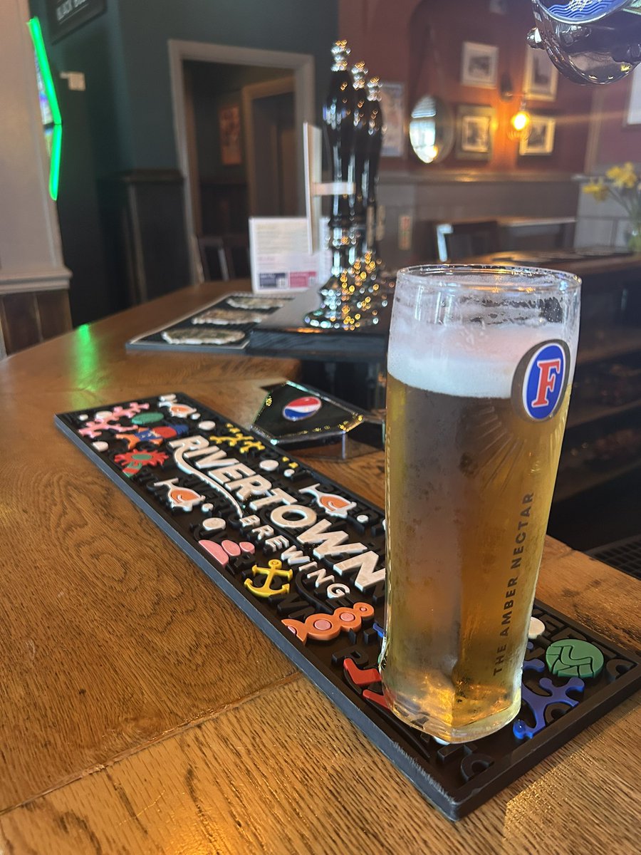 Gary Hyett tweet media