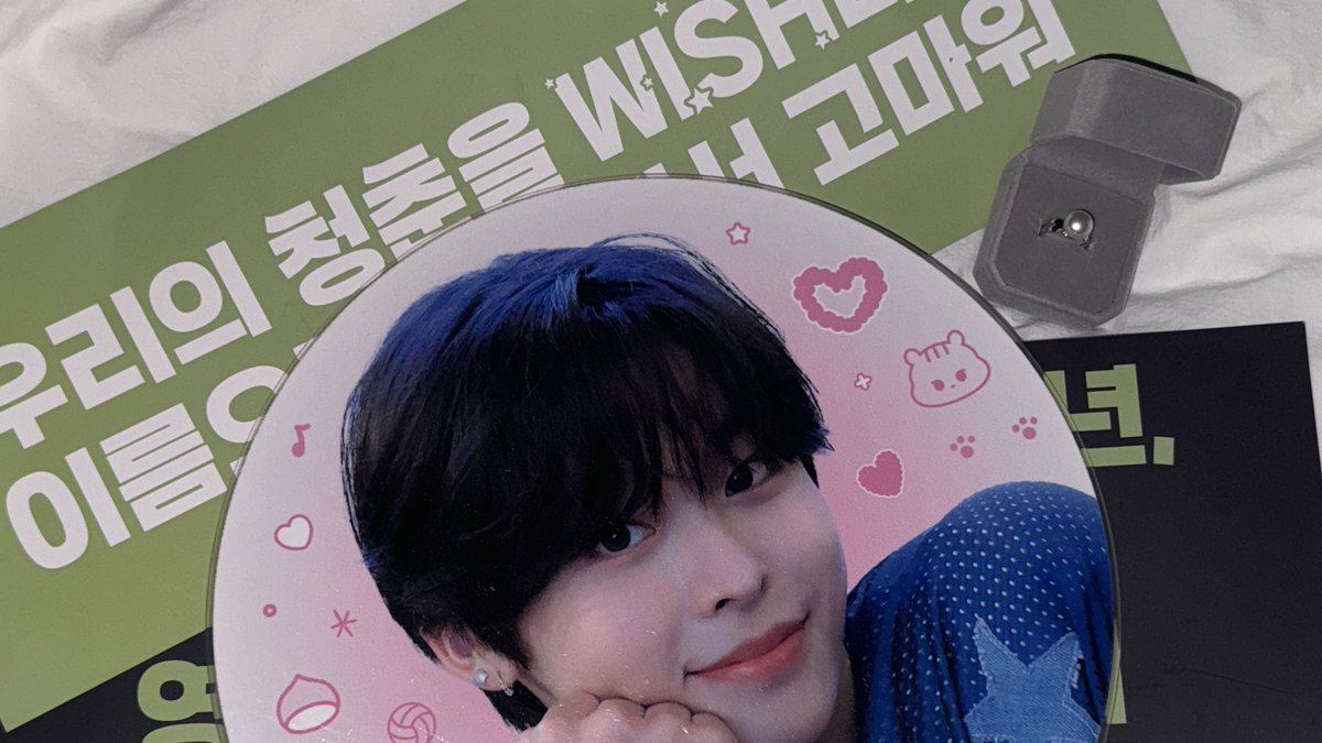 luvmybuu's tweet photo. Happy 2nd anniversary ❤︎ https://t.co/4wEeu7j9nx