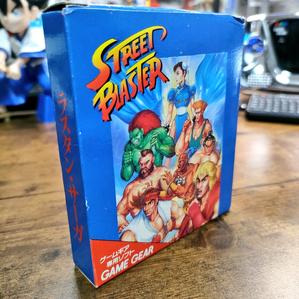 そして重要な事に気付くが、パッケージや裏面の写真にいる、ブランカ