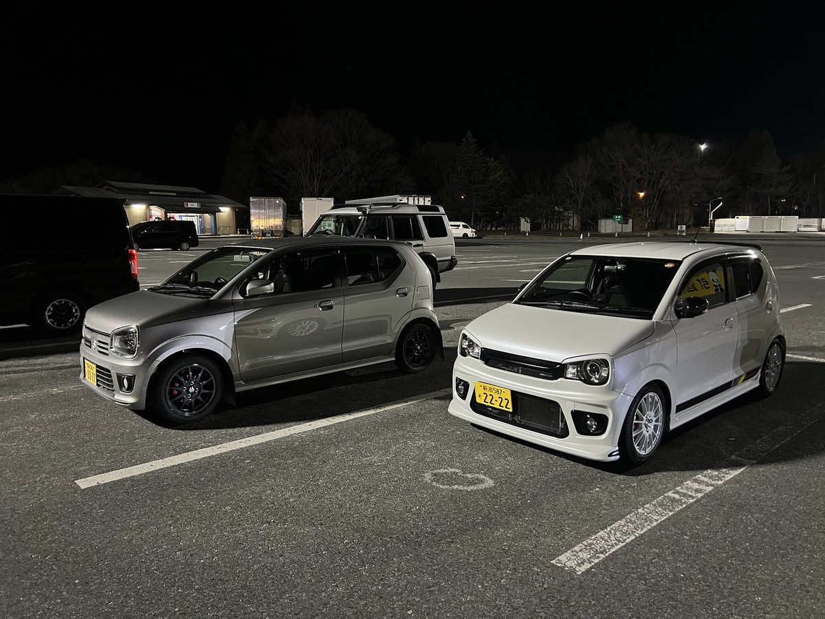 たかとう tweet media