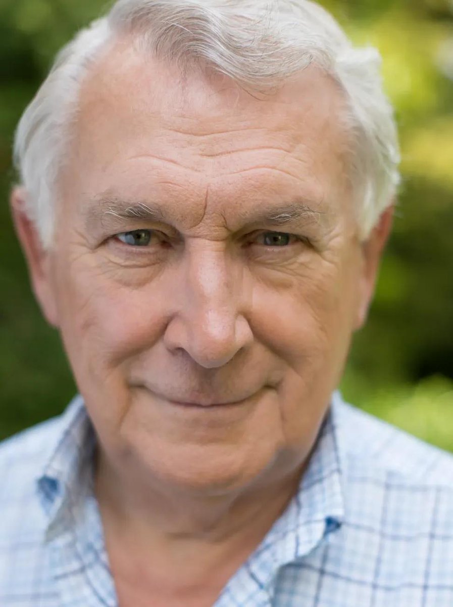 RIP Koos Postema. 
Geweldig in Klasgenoten, super in Radio Tour de France met ook Willem Ruis maar vooral in mijn geheugen door de Ontbijtshow Olympische Spelen in Calgary 1988 samen met Harmen Siezen.
Vakman! 🙏