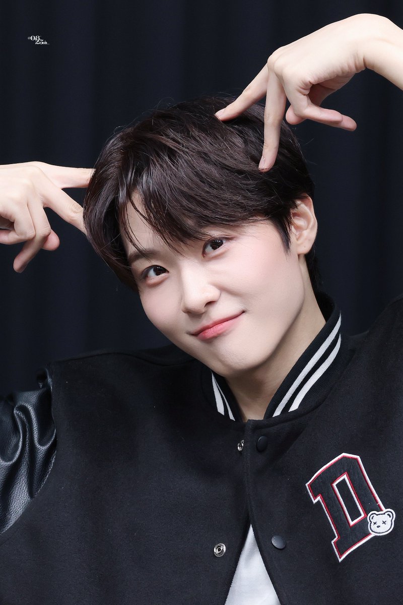 🐈⸒⸒⸒⸒💞

#ねこの日 #にゃんにゃんにゃんの日 
#오성민 #성민 #SEONGMIN #ソンミン