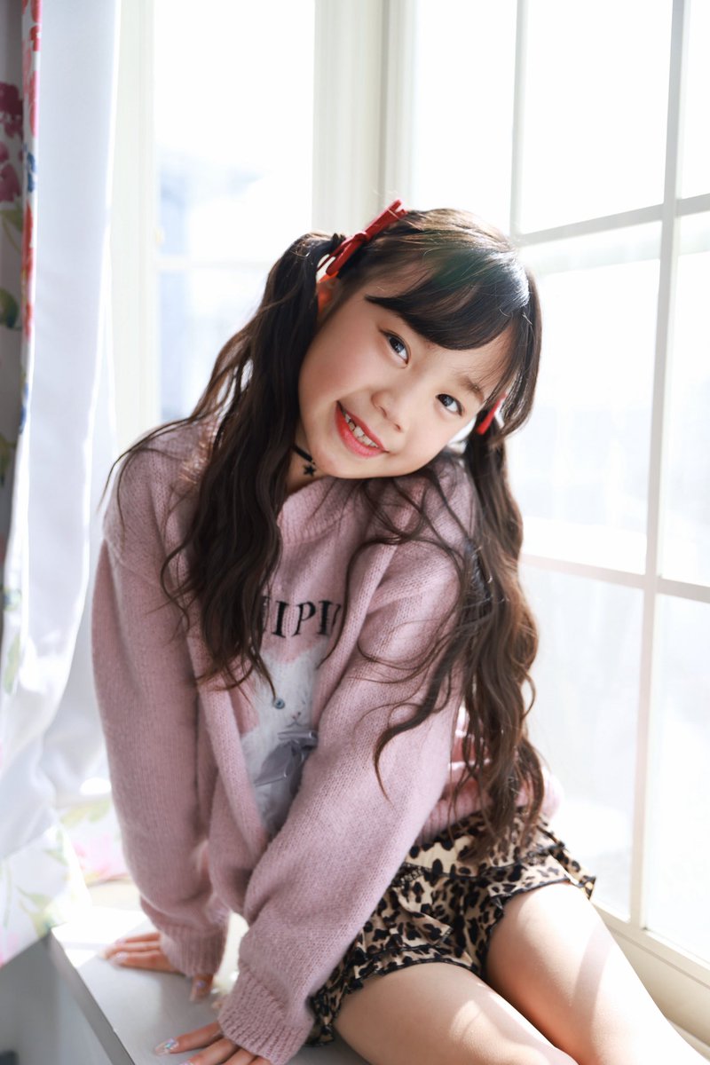 tao_tao_10's tweet image. 3月8日（日）
神戸のお家de
ほっこり撮影会🏠✨
まだ残り2枠あります💨
お会いできるのを
楽しみにしています🕊️

purefulphoto.com/schedule/2026-…

@purefulphoto 
#kidsmodel #おうち撮影会
#もうすぐ3月 #一年生最後の
#ワクワク