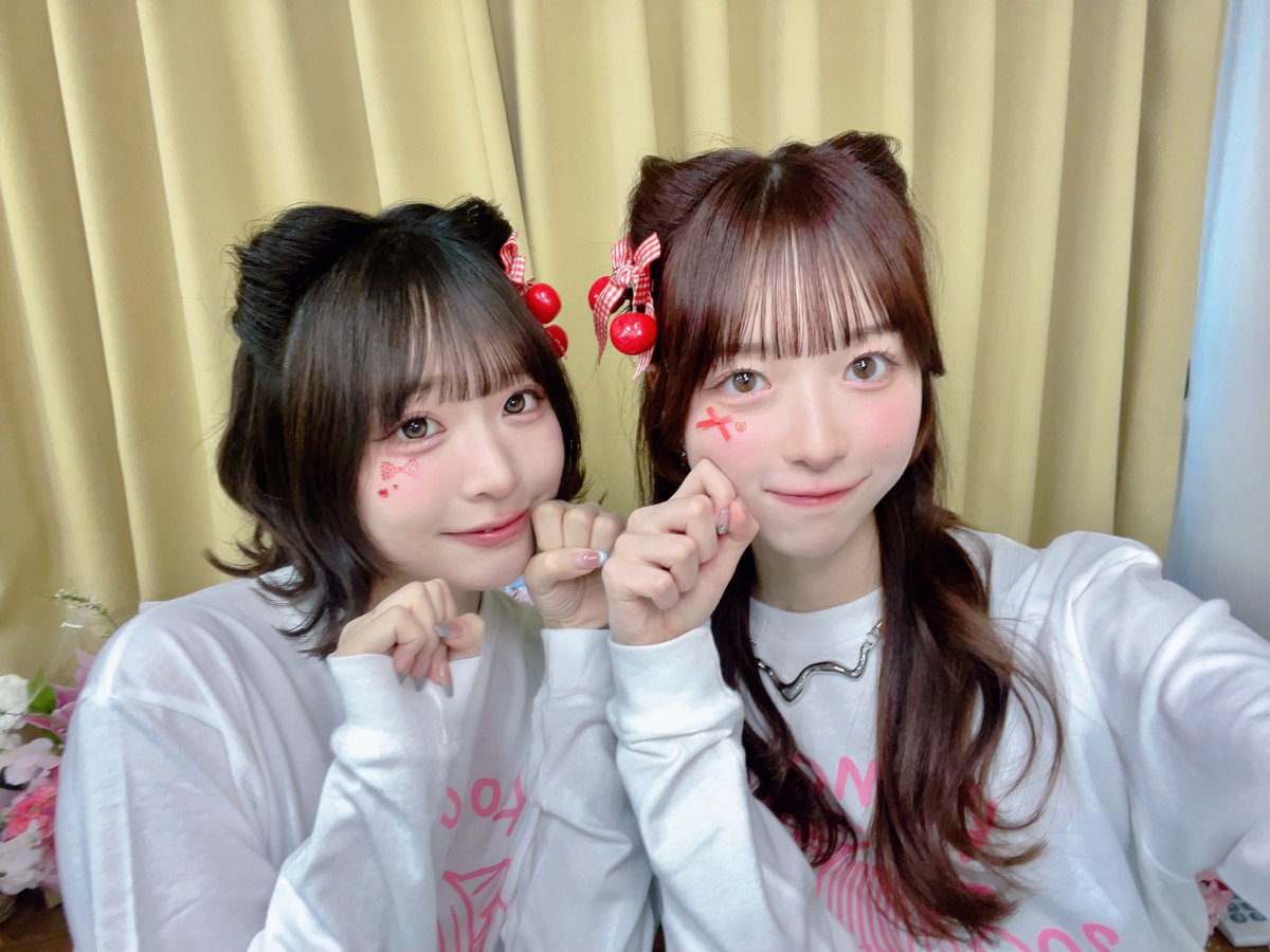 inui_natsune's tweet image. 『小森結梨バースデイイベント』夜の部ありがとうございました！🎂^ &amp;gt;ᴗ&amp;lt;^
こもちぃの可愛さをたくさん浴びれて、みんなでわいわいできてとっても楽しかったです✨
大好きなメンバーと、ファンの皆さんとこもちぃをお祝いできて嬉しかったです！💗
#はなこも #夏さく咲く
#セカンドショット