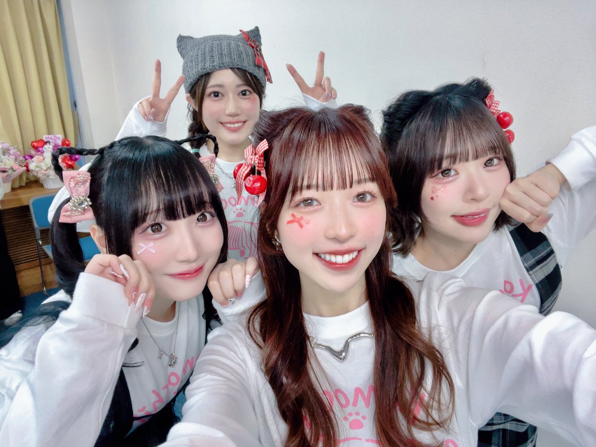 inui_natsune's tweet image. 『小森結梨バースデイイベント』夜の部ありがとうございました！🎂^ &amp;gt;ᴗ&amp;lt;^
こもちぃの可愛さをたくさん浴びれて、みんなでわいわいできてとっても楽しかったです✨
大好きなメンバーと、ファンの皆さんとこもちぃをお祝いできて嬉しかったです！💗
#はなこも #夏さく咲く
#セカンドショット