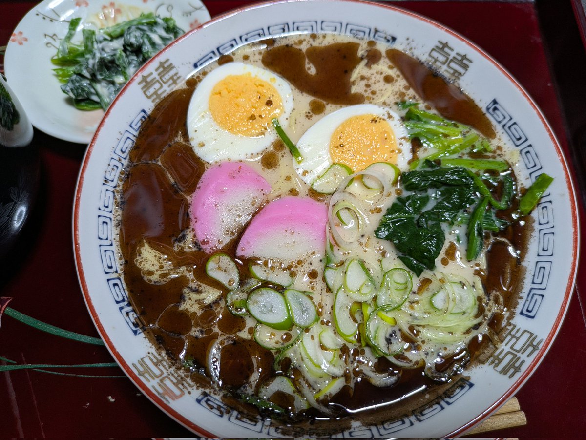 2月22日☀/☁ 24℃ 🐱💗 #猫の日 #猫のいる幸せ #サビ猫 #おうちごはん