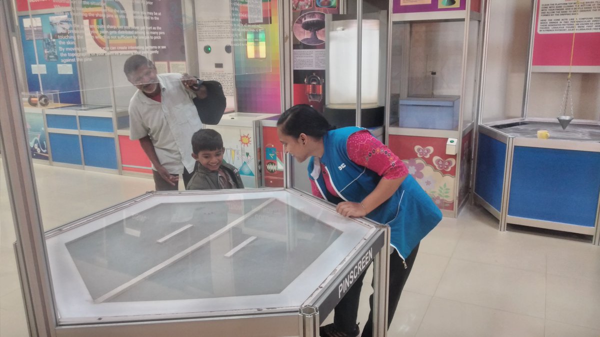 DSCDharampur's tweet image. Turning Sundays into Science Fundays.
Visitors explored different galleries  at @DSCDharampur a unit of @ncsmgoi @MinOfCultureGoI  enjoyed interactive exhibits, and discovered that science can be both fun and fascinating.

#SundayFunday #ScienceFun #ExploreScience