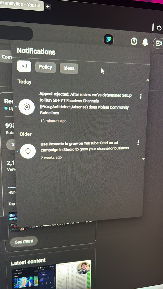 ytSamCarter's tweet image. Now they're spawncamping me 😭
Will find a way to post it again