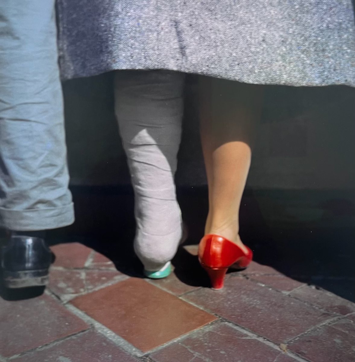 [WE Expo 📸] Balade dans le Marais pour voir 2galeries majeures. Chez Polka : Joel Meyerowitz. 🇺🇸 des années 60 à aujourd’hui. Et ces 📷 de Ground Zero, interdites par le maire de NYC et encouragées par la police. Puis Les Douches : Vivian Meier. Images iconiques.
#photography