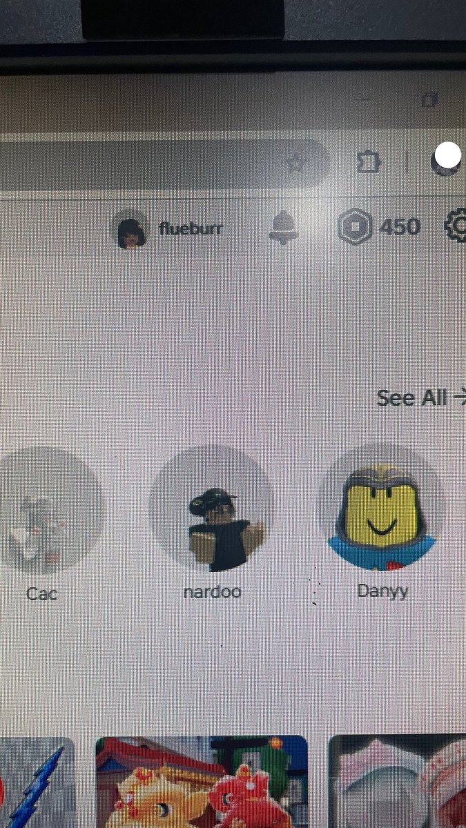 aechere03's tweet photo. bought another robux!! from #YurobuxPV tysm!! https://t.co/DQLlvLR4LV