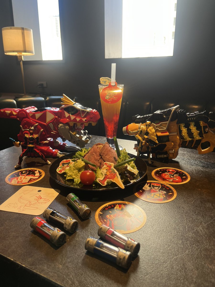 ストラーダ🐯@シューフー tweet media