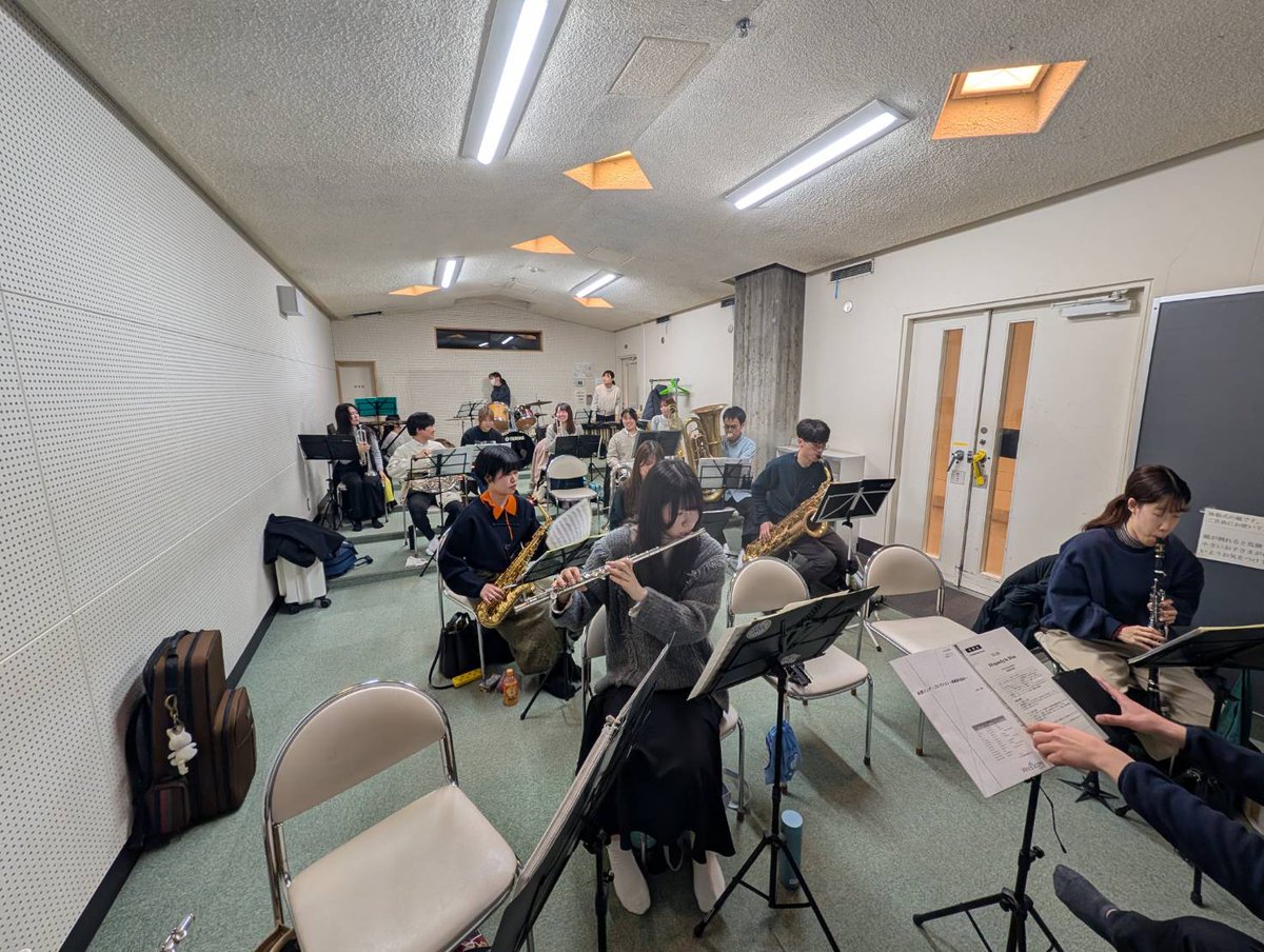 idea_wind's tweet photo. こんばんは！IDEA Wind Orchestraです🥁

昨日は練習日！久々の合奏でたくさんの団員が集まりました🙌🏻次の本番に向けての練習を行いました🍻カロリー高い曲が多くてTp担当の中の人はバテバテ…😇

見学の方も来てくださりその場で入団決定🎺㊗️
IDEAももっと賑やかになりそうです🎶

 #岡山
 #吹奏楽 https://t.co/8ZNXkQ9o6Q