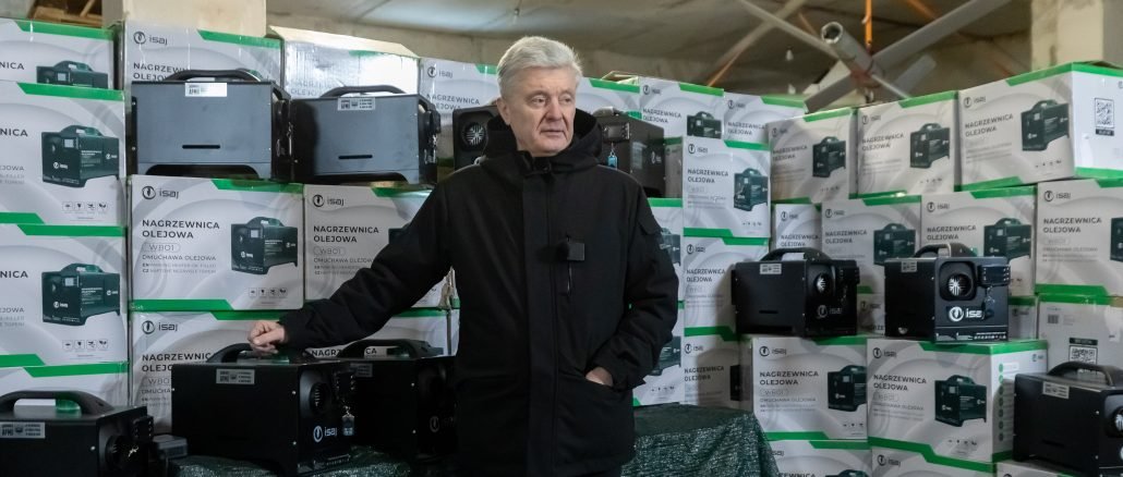 Петро Порошенко передає на фронт 200 дизельних обігрівачів
eurosolidarity.org/2026/02/20/por…