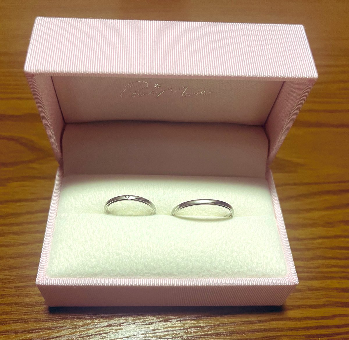 kimeemi__'s tweet photo. 指輪の関係で遅れましたが結婚しました💍 https://t.co/aYWD16MJqZ