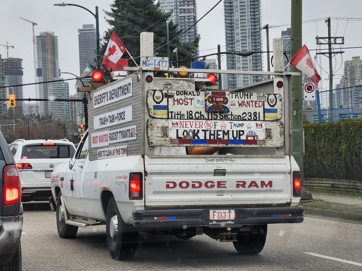 this schizo driving around town is my hero