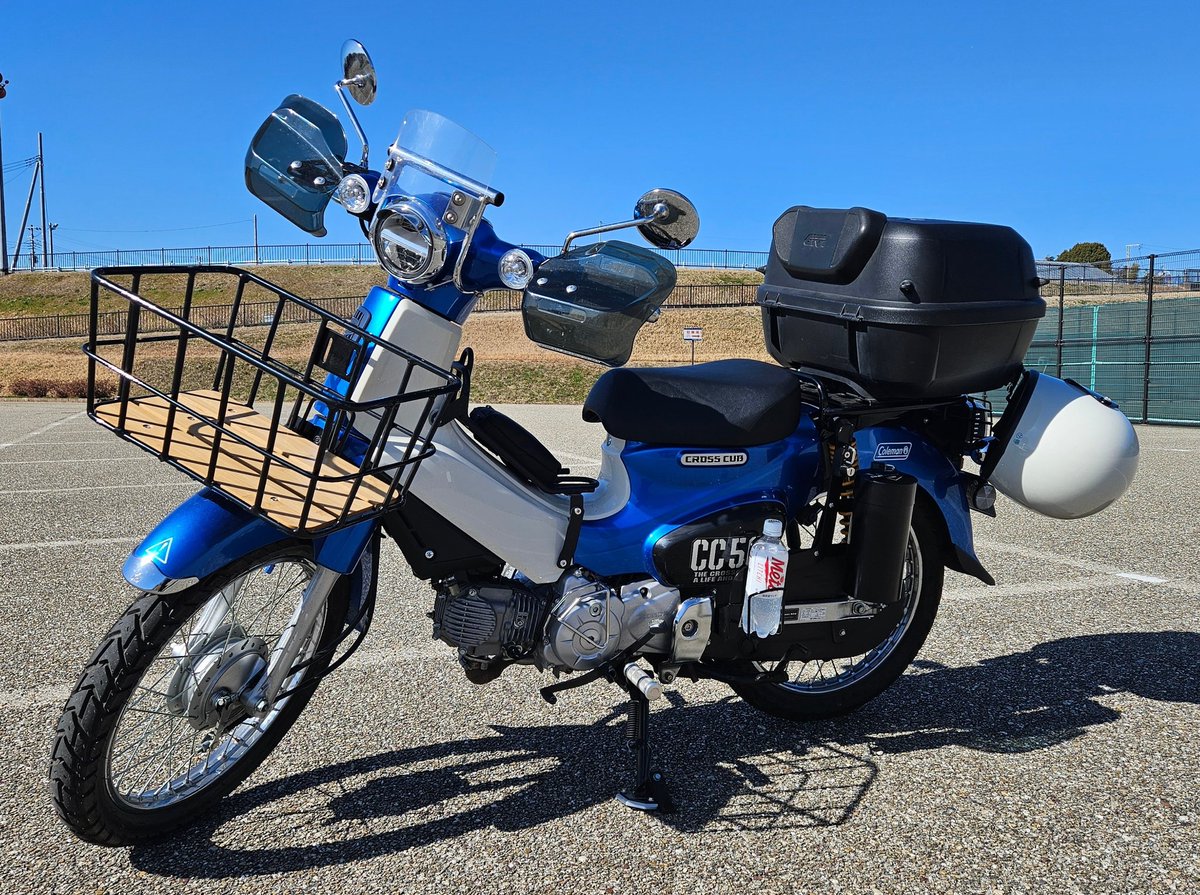 連休は忙しくてバイク乗れませんでしたね〜 ジャンボーグAと9みたいに