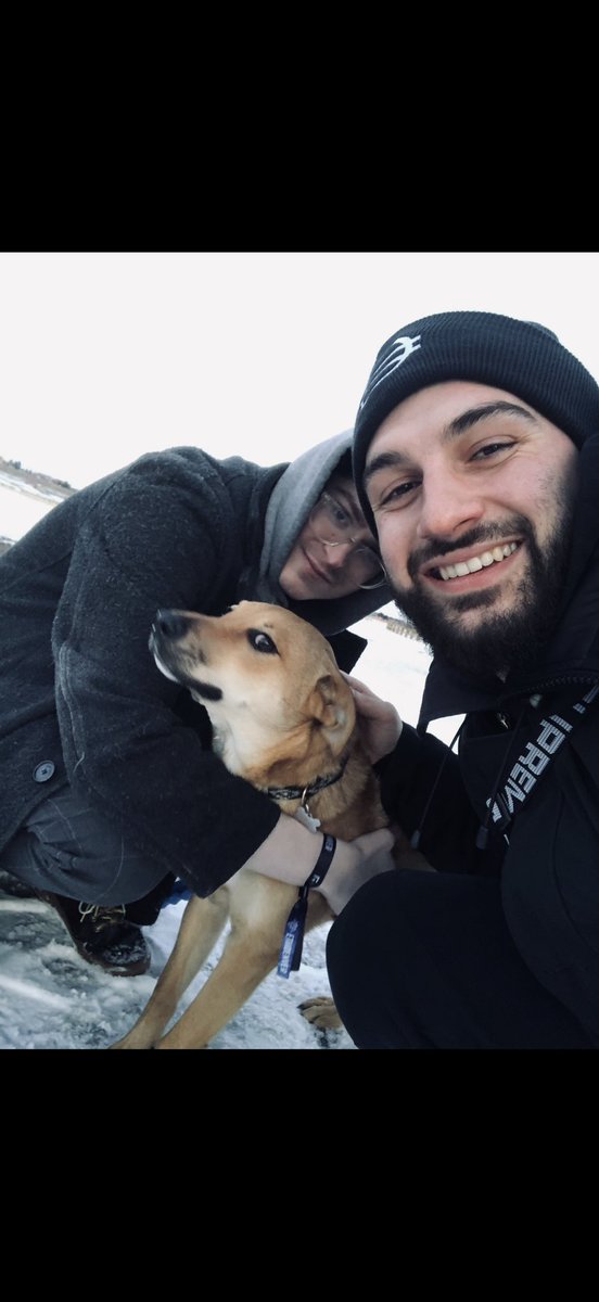 👑🌈 Always a good Saturday to be King of the Hill <a href="/rainbowdotme/">Rainbow</a> 🙏

Throwing it back to ETHDenver 2020 with <a href="/mikedemarais/">mikedemarais.eth</a> and his pup 🫶