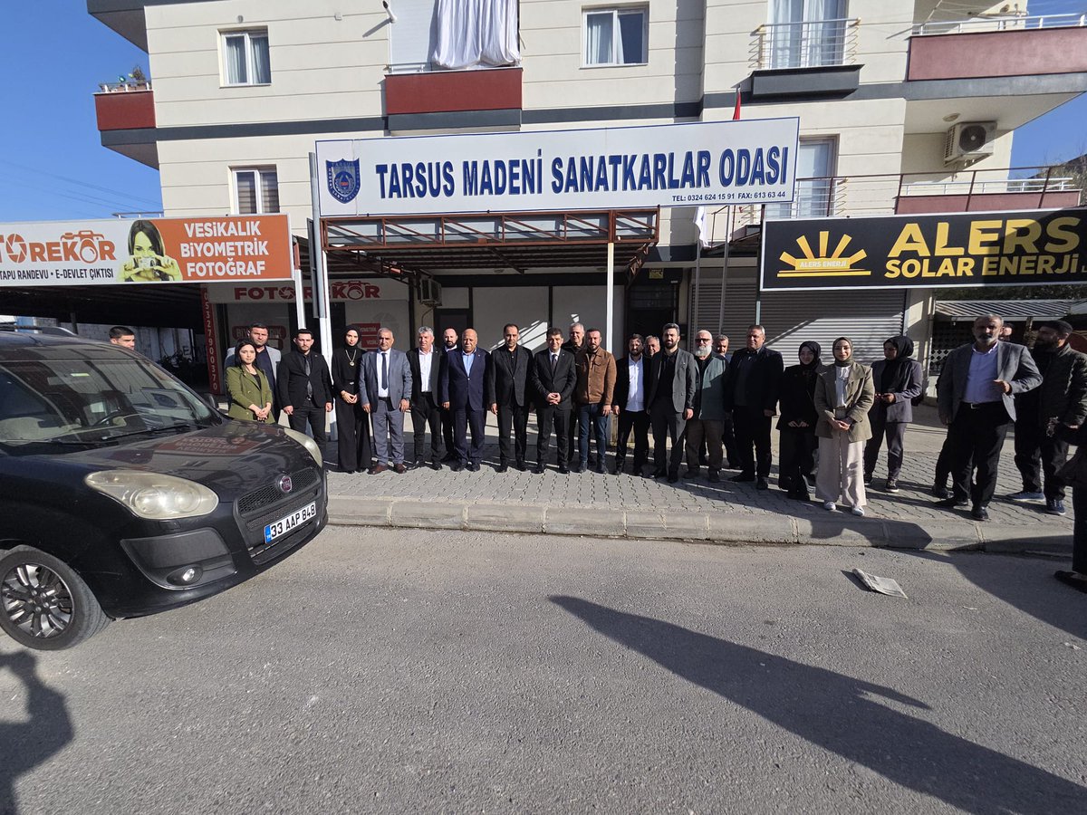 Kiltaskaplan's tweet photo. Mersin Milletvekilimiz Sayın Ali Kıratlı ve Akparti ilçe başkanı Fevzi İnan  ve yönetim kurulu seçim sAkpartionrası hayırlı olsun ziyareti için Teşekkür ederim https://t.co/dOOaBKj9GG