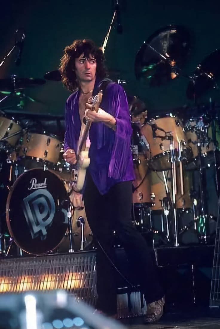 Ritchie Blackmore
🤘🤘🤘