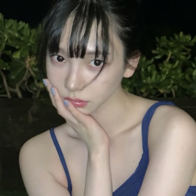 hourly karina tweet media