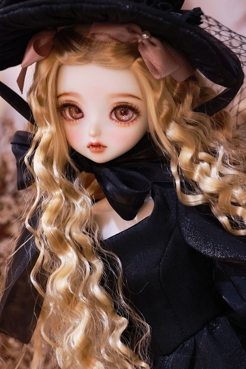 DOLK×Peak's woods】世界10体限定 V. Lady bee - Claudia 2026 ver