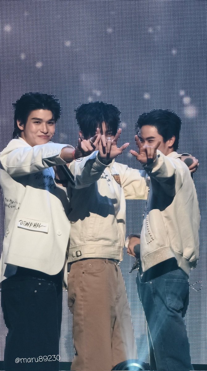 Tayさんポーズ間違っちゃってたらしい🤣
正しくは愛してる🤟サイン
またこのトリオ見たいな〜❤
#GMMTVFANFEST2026JP