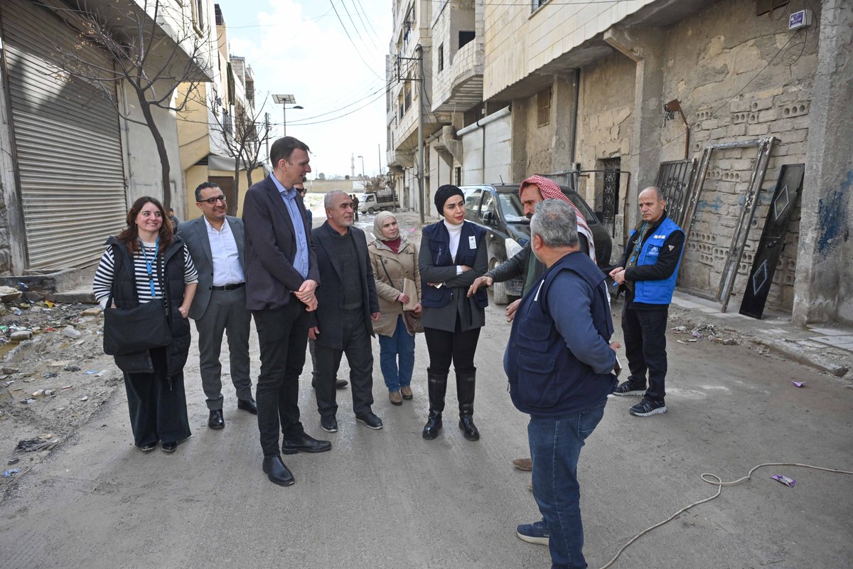 UndpSyria's tweet photo. Our mission to #Aleppo & #Idleb with Paul Handley, Coordinator, UN Global Solutions Hub on Internal Displacement, alongside @UNHCRSyria & @IOMSyria brought us closer to communities working to rebuild.
Partnerships driving impact π€
#UN #UNDP #Syria #DurableSolutions https://t.co/4RW28r7W8r