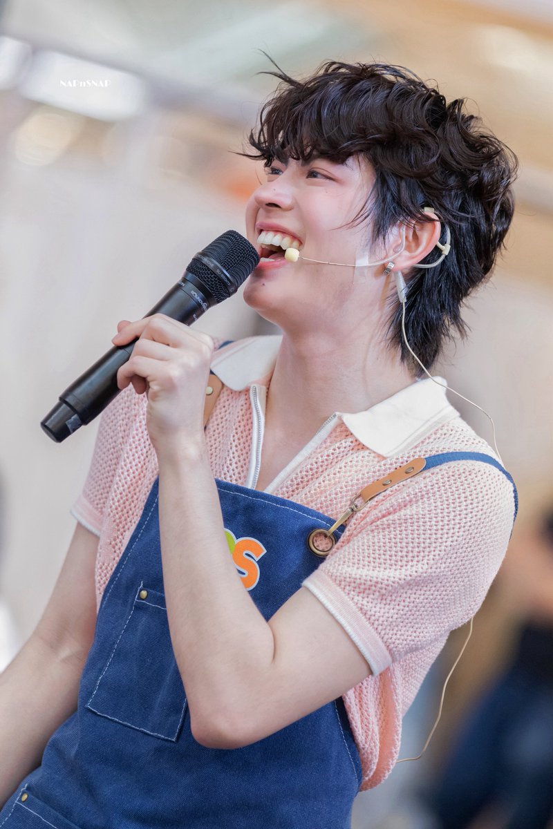 NAPnSNAP's tweet image. ชอบถ่ายเฟิ้ดหัวเราะมากเลย เห็นแล้วต้องยิ้มตาม 🥹

B2S Craft Your Charm With FirstOne
#B2SxFirstOne
#Firstone