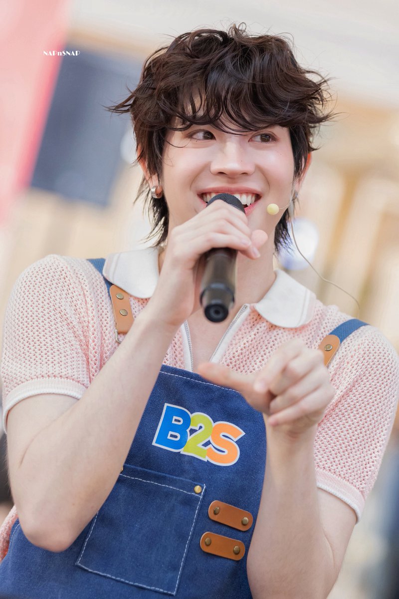 NAPnSNAP's tweet image. ชอบถ่ายเฟิ้ดหัวเราะมากเลย เห็นแล้วต้องยิ้มตาม 🥹

B2S Craft Your Charm With FirstOne
#B2SxFirstOne
#Firstone