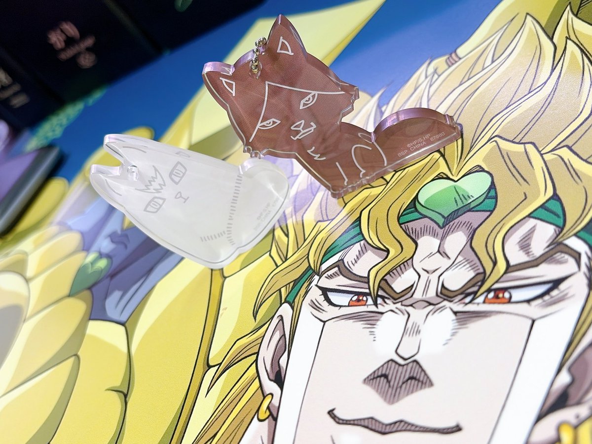 桃さんが将軍お座りくれためちゃかわいい🥺💓スナ吉のアクキーにお土産とたくさんありがとうございます🥰🥰🥰