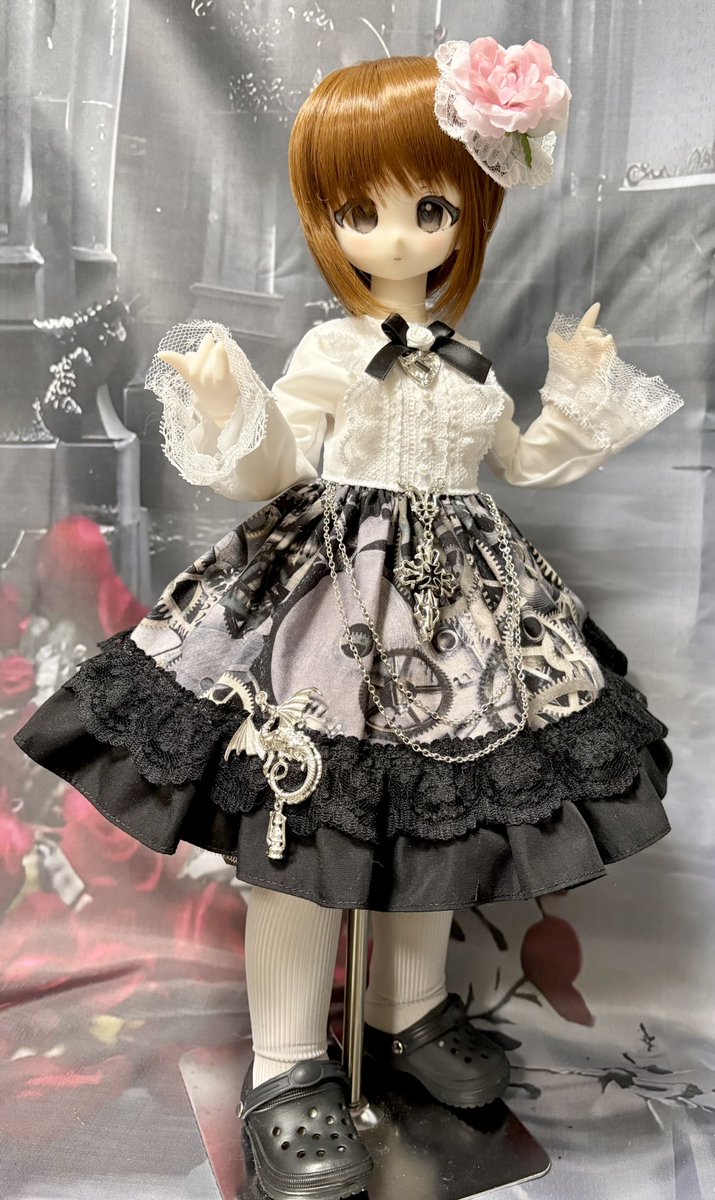 超レア In Their Fashion ビスクドールのファッション　⭐️♡匿名 ドールショウ77 頒布品紹介2 DDM胸用ビスチェドレス 各¥6500 40cm