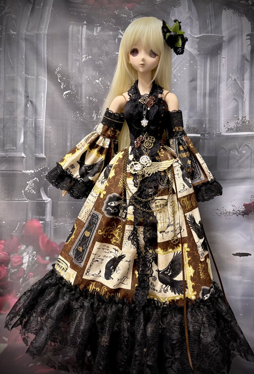 ドールショウ77 頒布品紹介2 DDM胸用ビスチェドレス 各¥6500 40cm