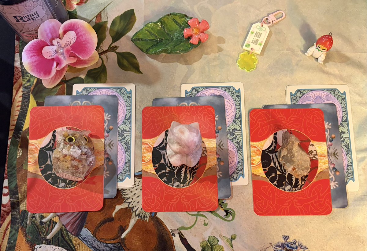 🌷pick a pile: why do you keep attracting the same type of love?🌷
‌
good evening, my beautiful souls! i’m back with the pick a pile session dan saat ini—kami akan membahas mengenai akar dari permasalahanmu di bidang percintaan (polanya berulang terus)! 🧚🏻‍♀️✨ ദ്ദി◝ ⩊ ◜.ᐟ