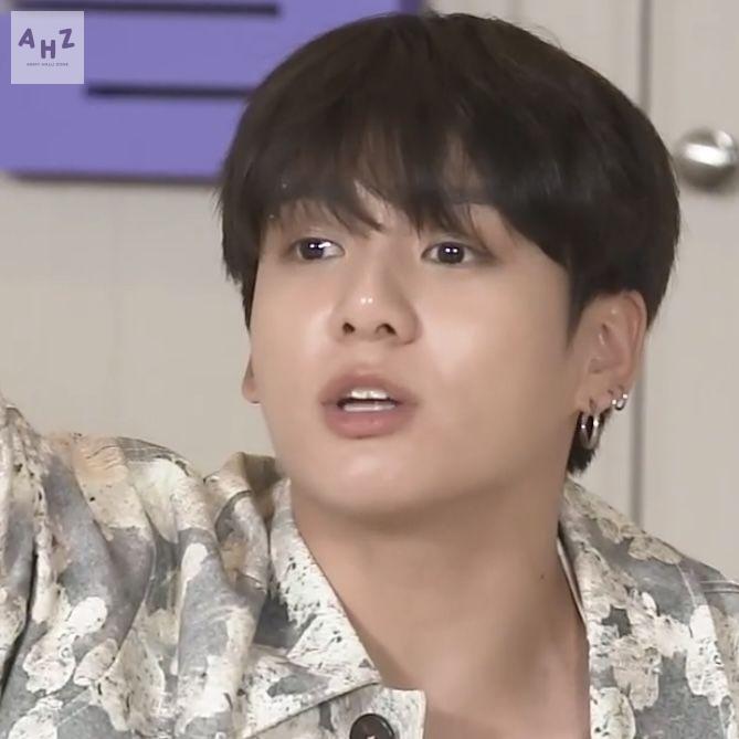 armyhaluzone_'s tweet photo. Ahz! Mau AU Jungkook yg udh End.. harus Happy End yah, kalau alurnya angst gpp, tapi harus happy end.. makasih https://t.co/zAL72DqwkT