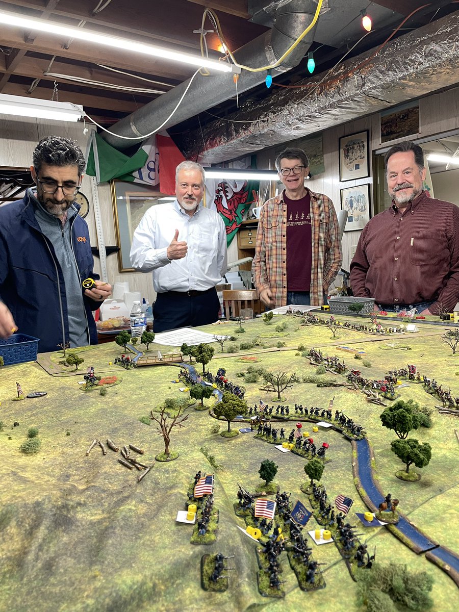 CigarBoxBattle tweet media