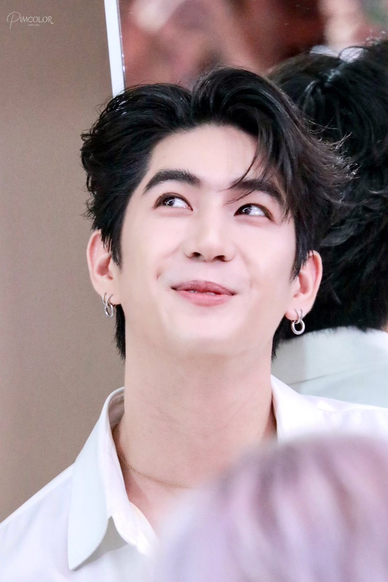 งุ้ยยย ~ น่ารักชะมัดเลย น้องซี!!^

STAY IN SEA TAWINAN

#EsteeLauderxSeaTawinan
#sea_tawinan : <a href="/Sea_tawinan/">Inthu, Tarotist | ปิดรับดูดวงชั่วคราว (ลาพักใจ) 🔮</a>